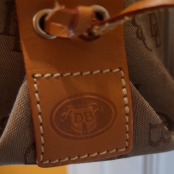 Authentic Dooney & Bourke Brown Monogram Shoulder Bag Leather Accents - Picture 5 of 13